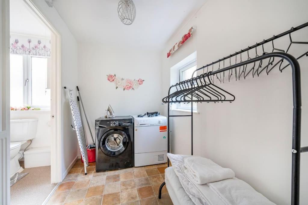 *C.Sani* Setup For Your Most Relaxed & Amazing Stay + Free Parking + Free Fast Wifi * Λιντς Εξωτερικό φωτογραφία